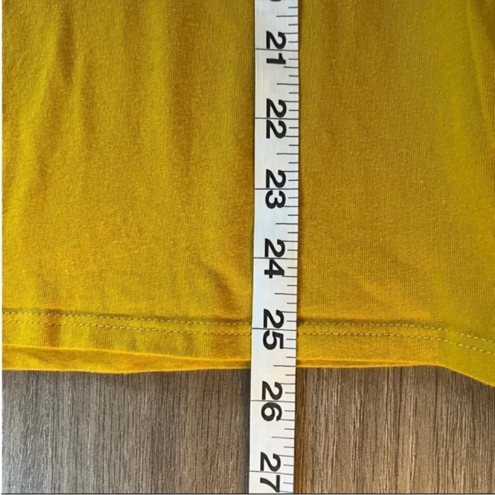 The North Face Mustard Yellow Never Stop Exploring RV  V-neck Tee Large - Picture 6 of 6